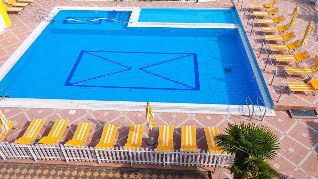 Villaggio Margherita Каорле Экстерьер фото